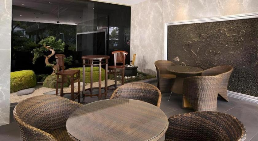 Miramar Hotel